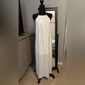 Elegant White Halter Maxi Dress